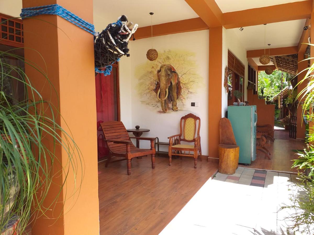 Mc Queen Homestay Ella Buitenkant foto